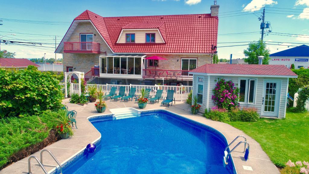 Douces Évasions Bed and Breakfast Saint-Anselme Exterior foto